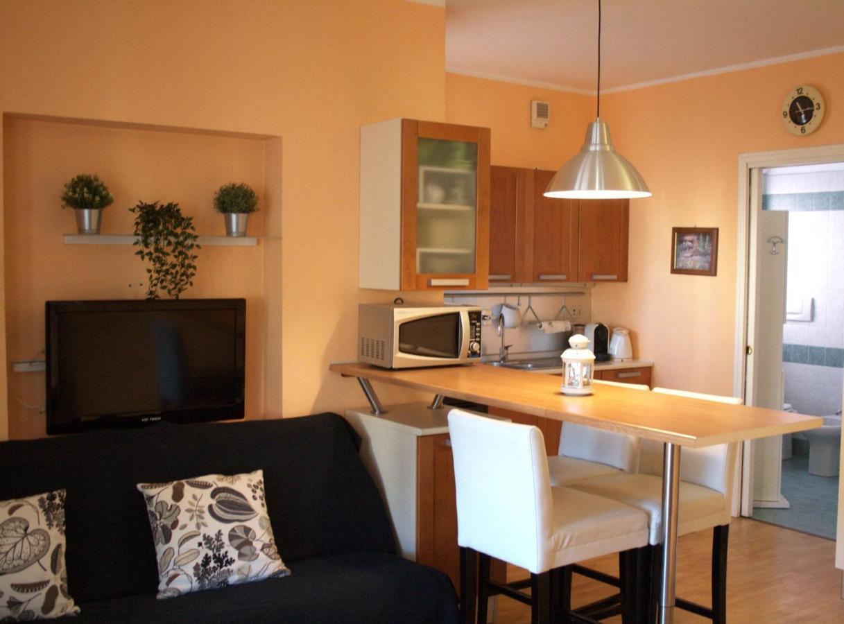 Apartamento Il Terrazzino Di Via Gorizia Turín Exterior foto